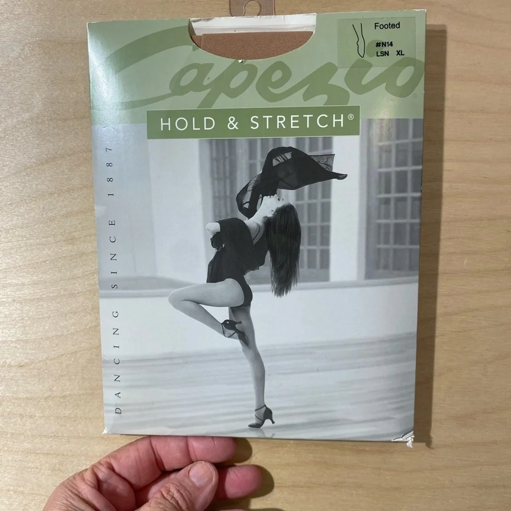 Capezio Hold & Stretch Footed Tights XL (MX)